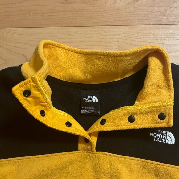 North Face Fleece - Picture 3 of 4